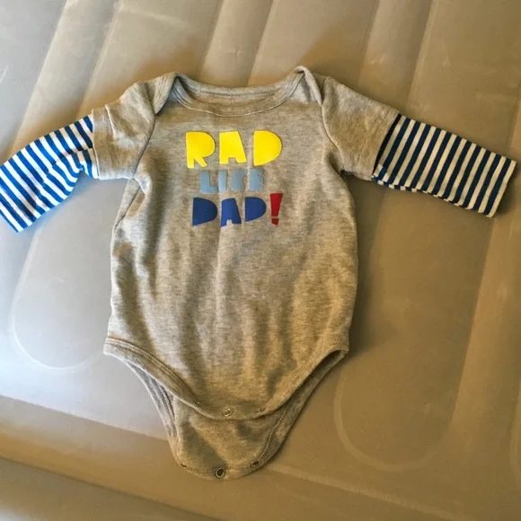 Carters 6 piece Baby boy Bundle size 0-3 mo - Picture 3 of 9